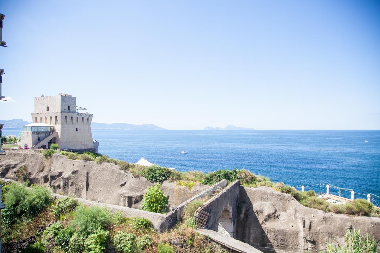 Casa Restino Bed & Breakfast Torre del Greco Bagian luar foto