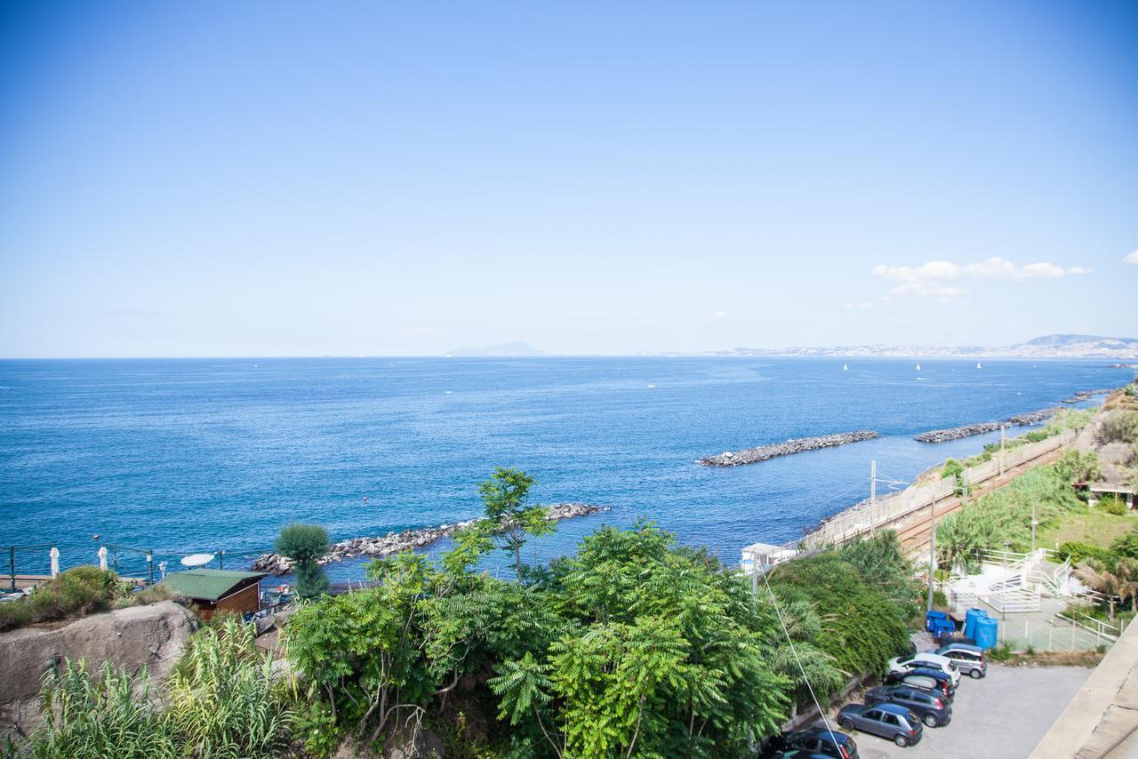 Casa Restino Bed & Breakfast Torre del Greco Bagian luar foto