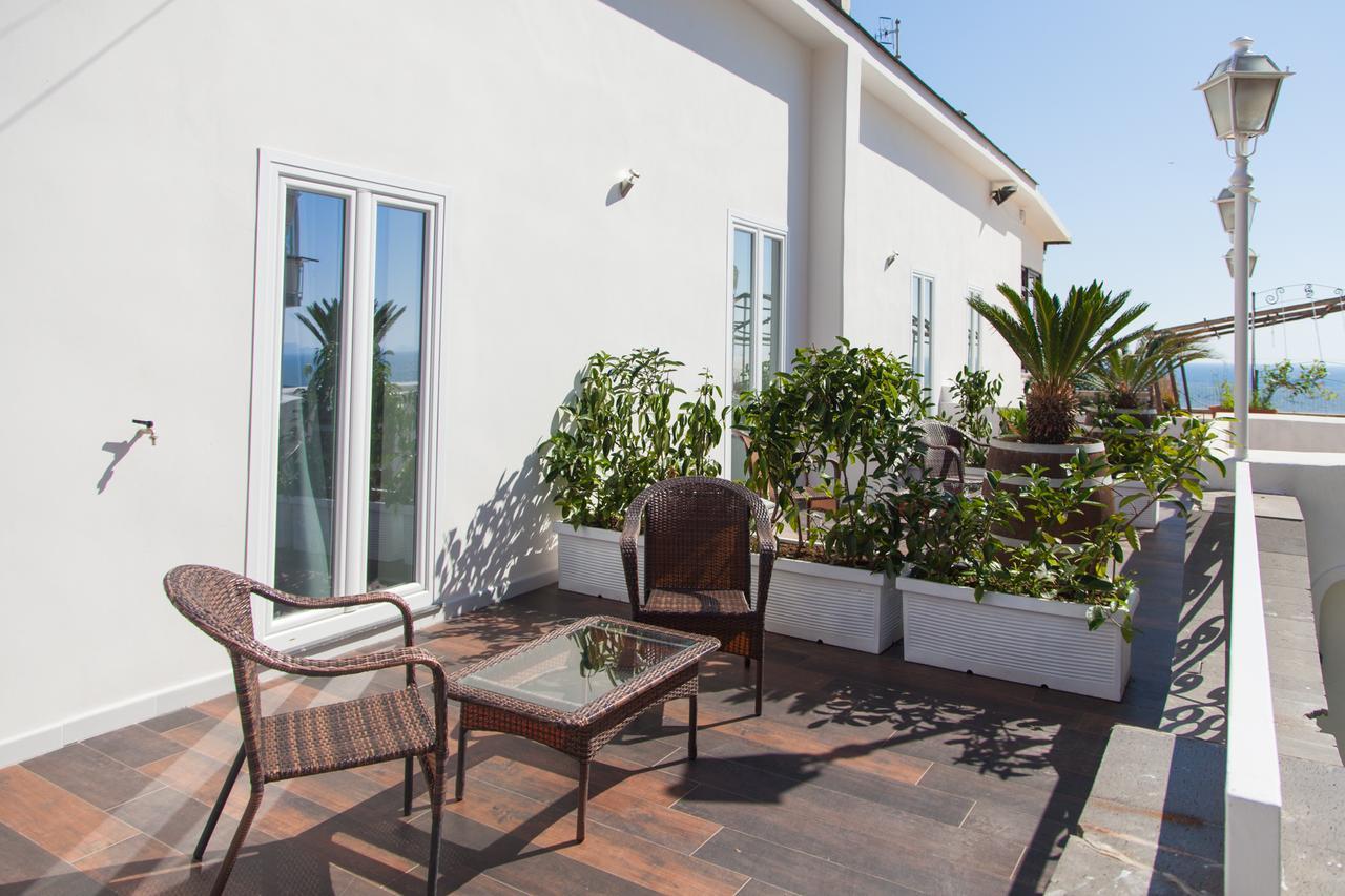 Casa Restino Bed & Breakfast Torre del Greco Bagian luar foto