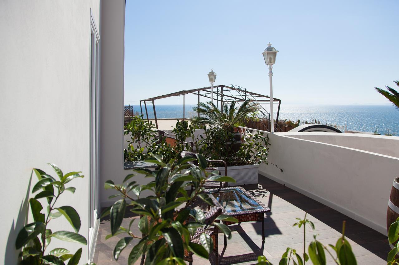 Casa Restino Bed & Breakfast Torre del Greco Bagian luar foto