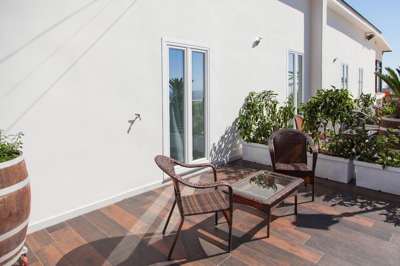 Casa Restino Bed & Breakfast Torre del Greco Bagian luar foto